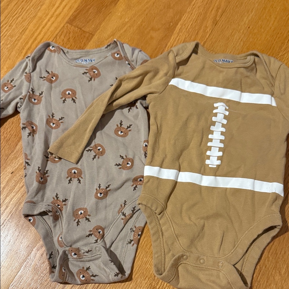 Old Navy Onesies Size 12-18 Months